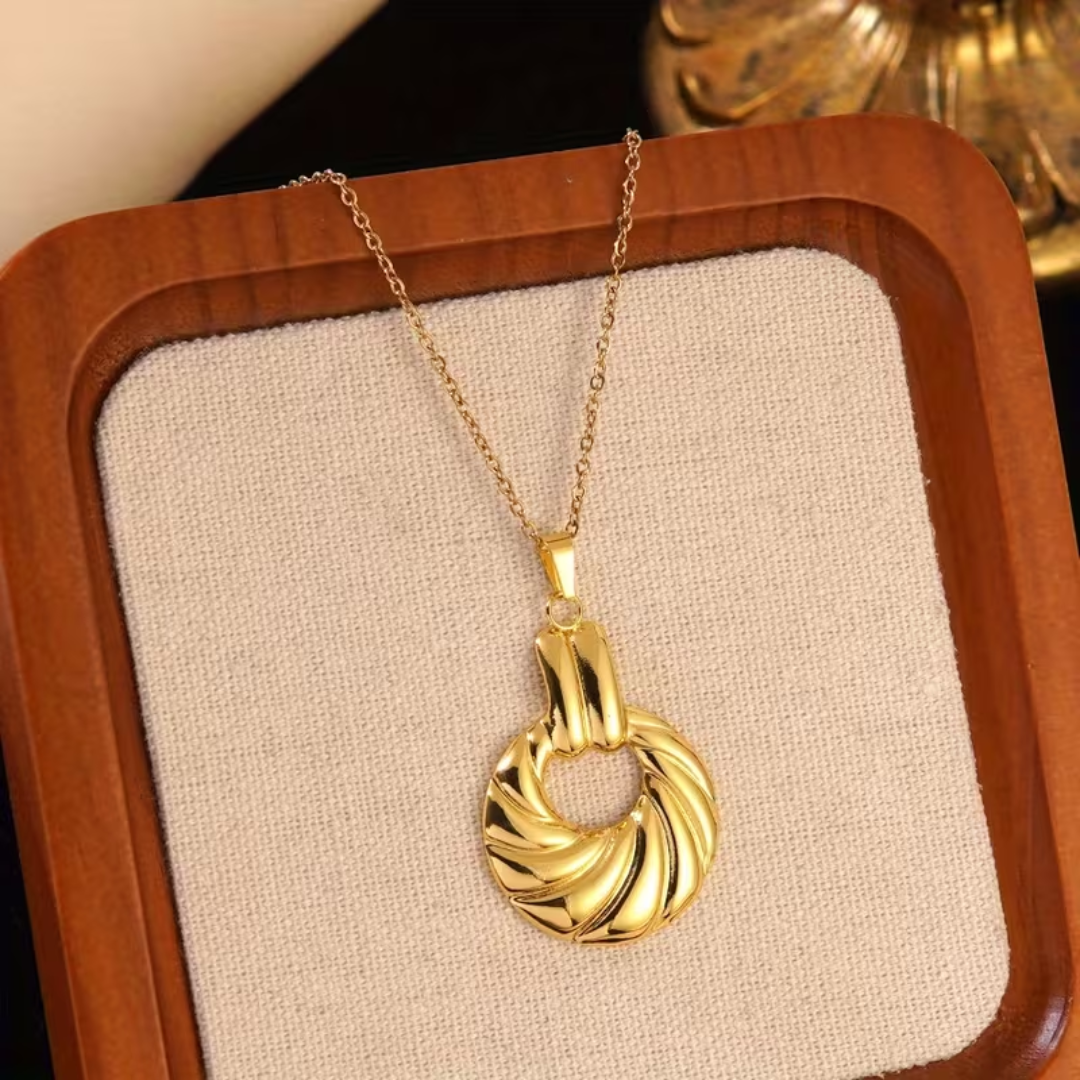 Radiant Twist Set