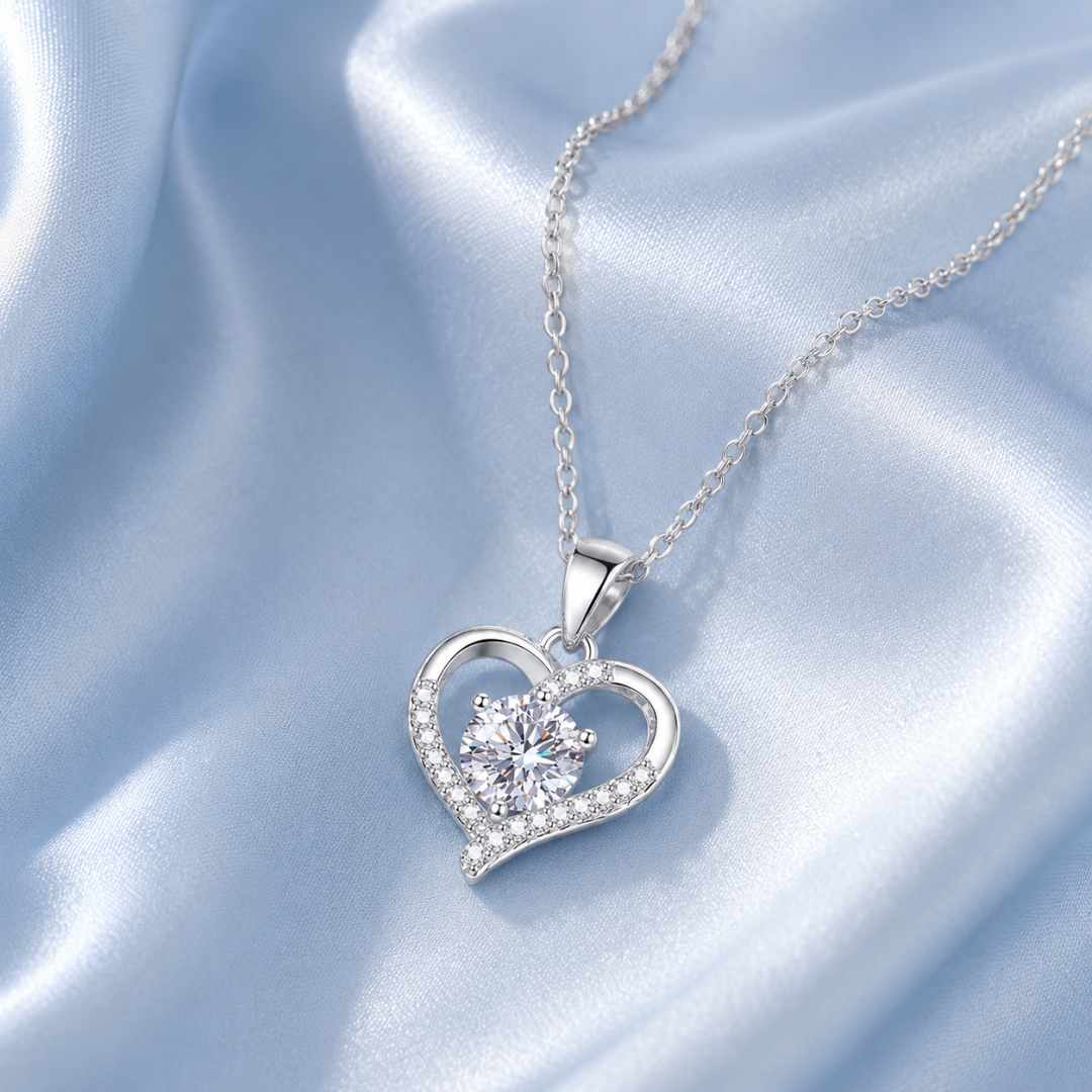 Heart Gleam Necklace
