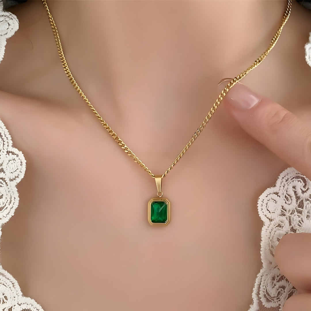 Emerald Rose Necklace