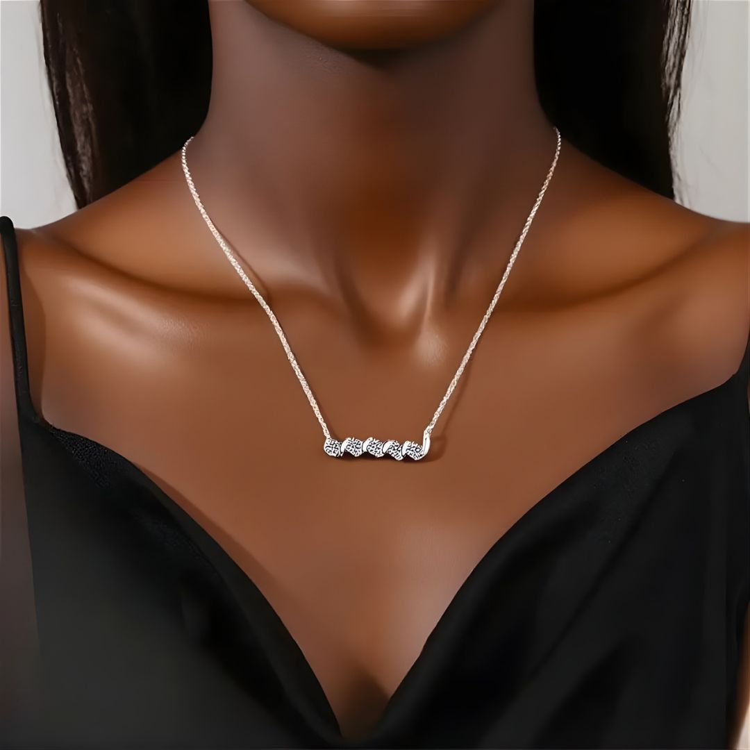 Lovessom Lueur Necklace