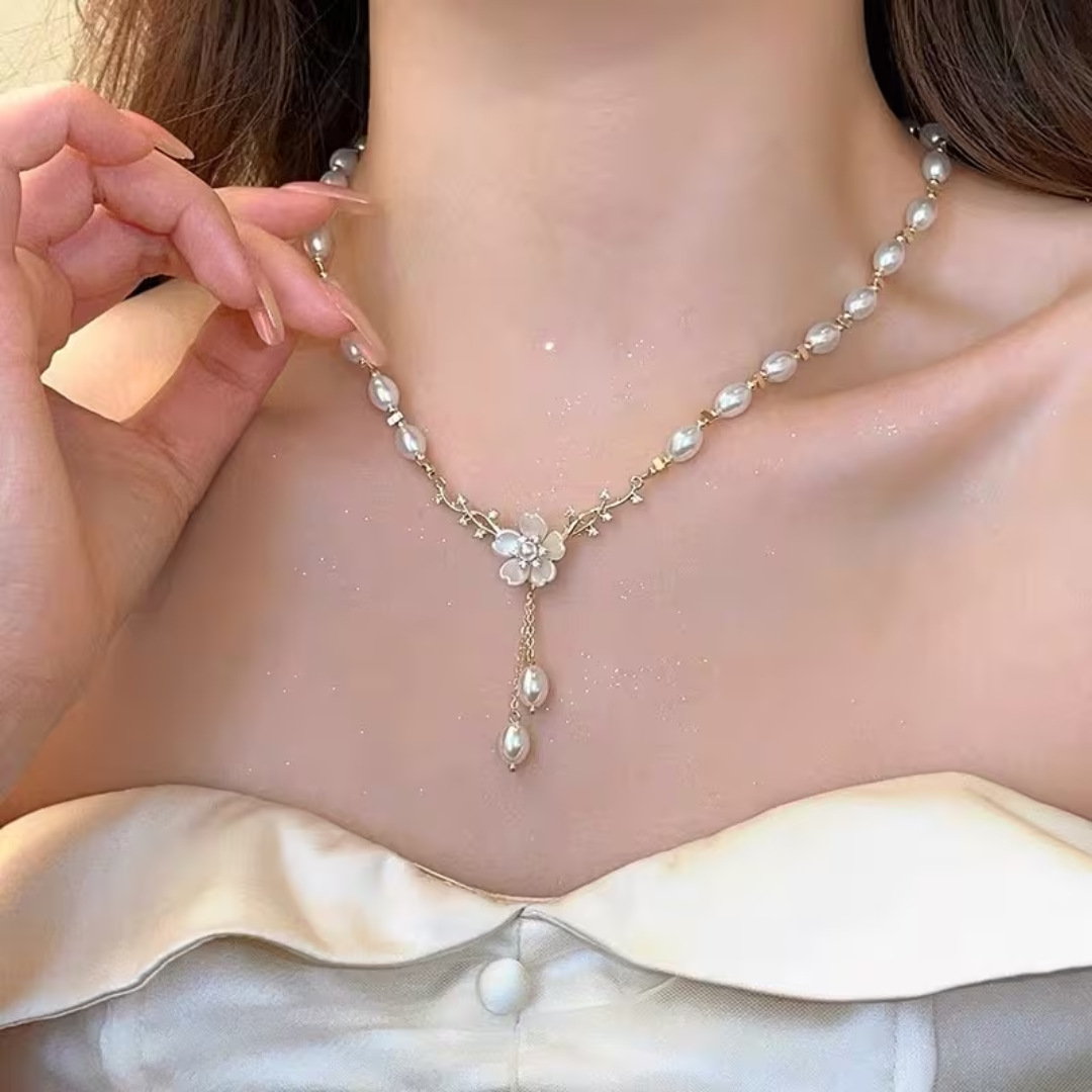 Blossom Pearl Neckace
