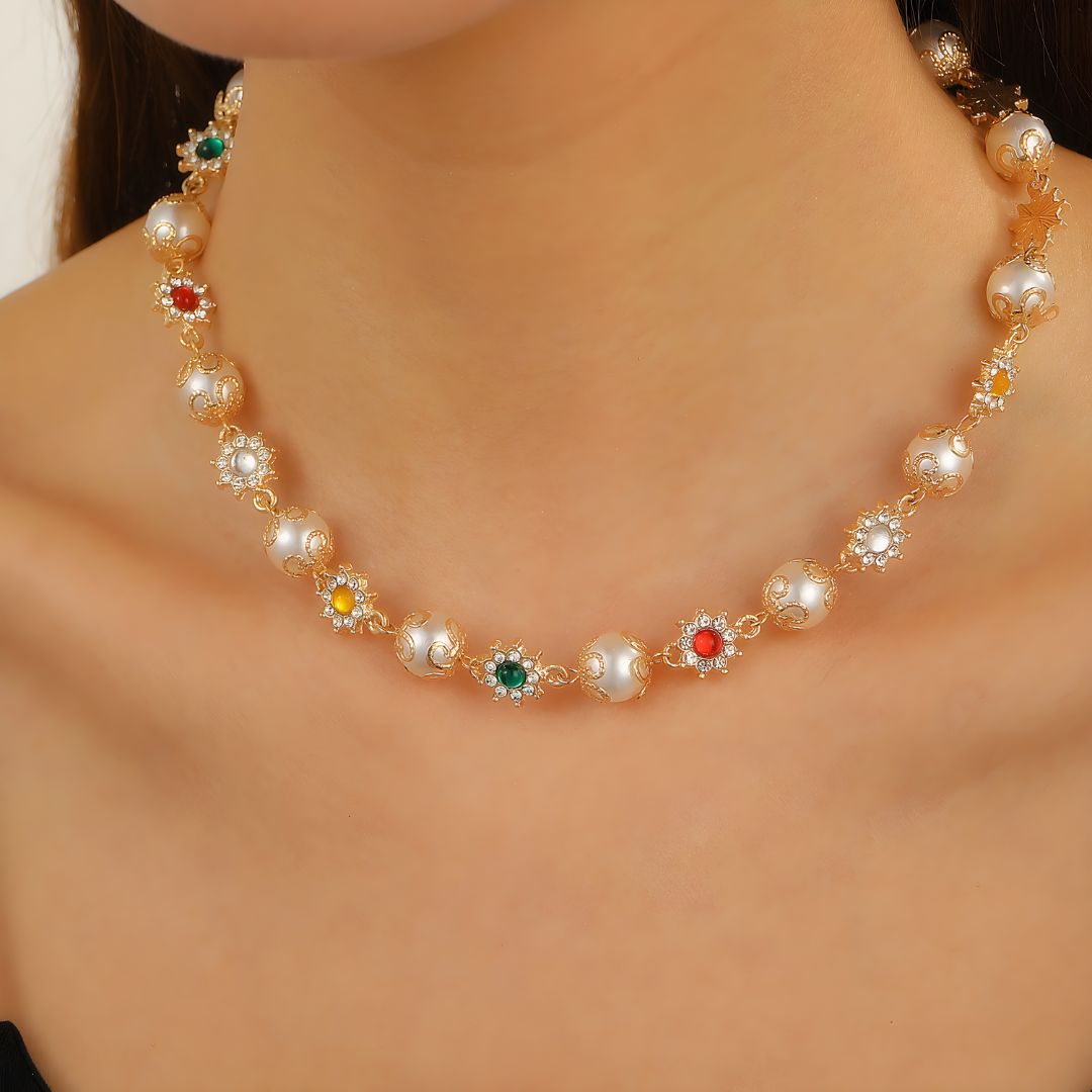 Luna Pearl Necklace