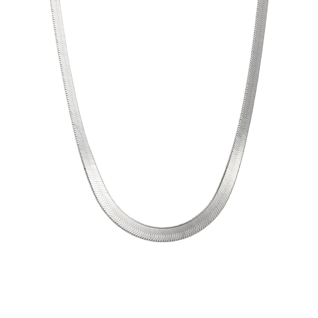 Silvra Edge Necklace