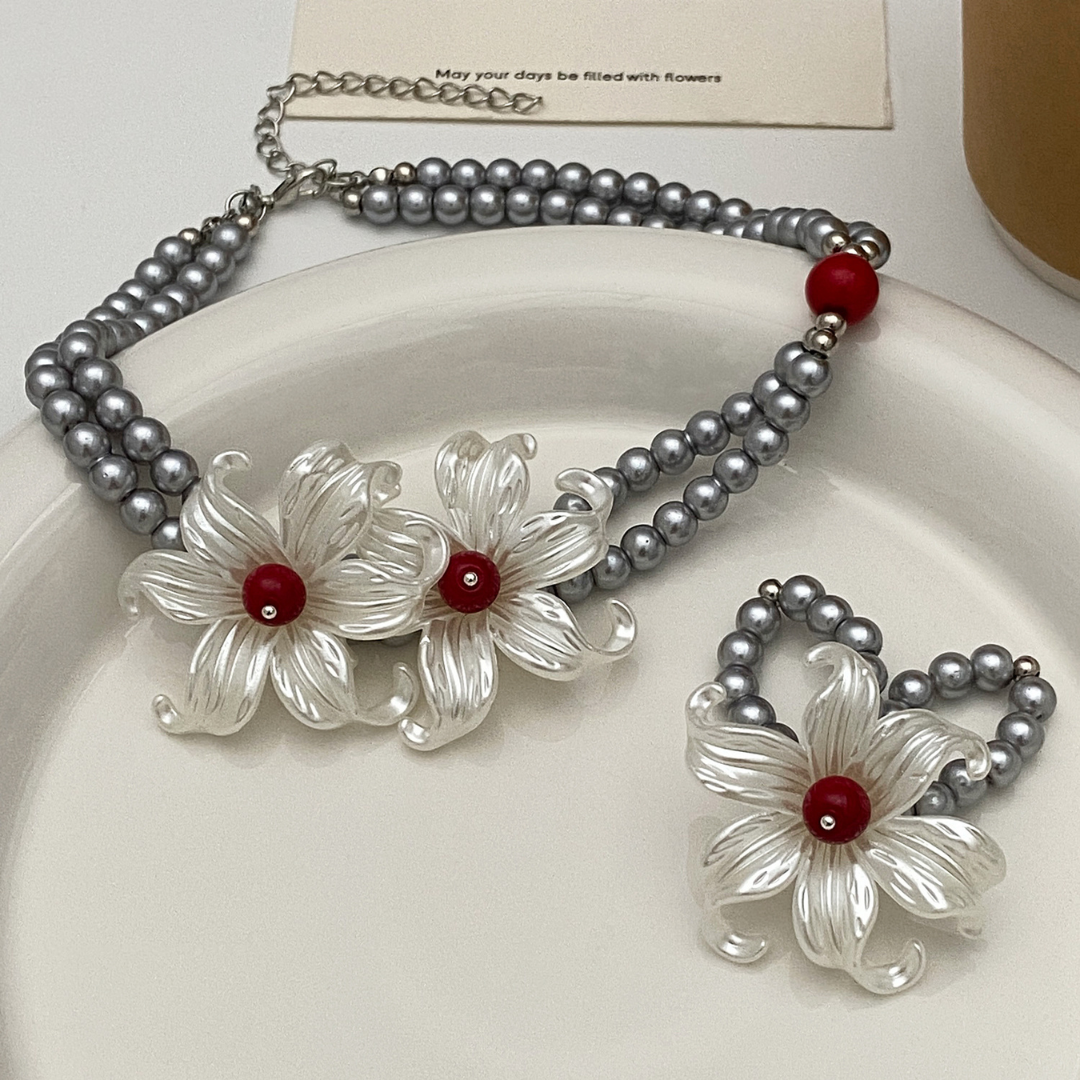 Scarlet Petal Set
