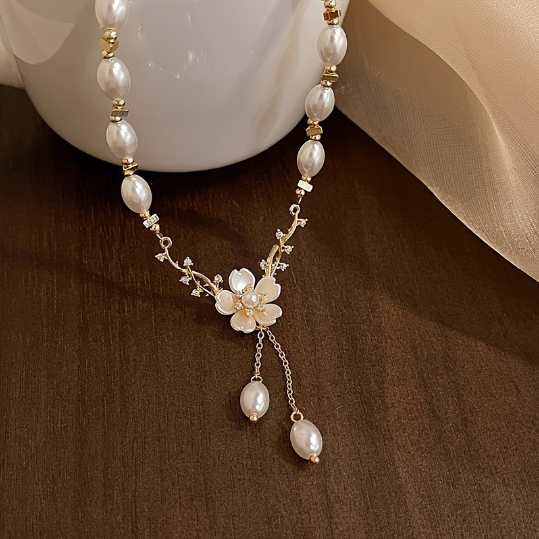 Blossom Pearl Neckace