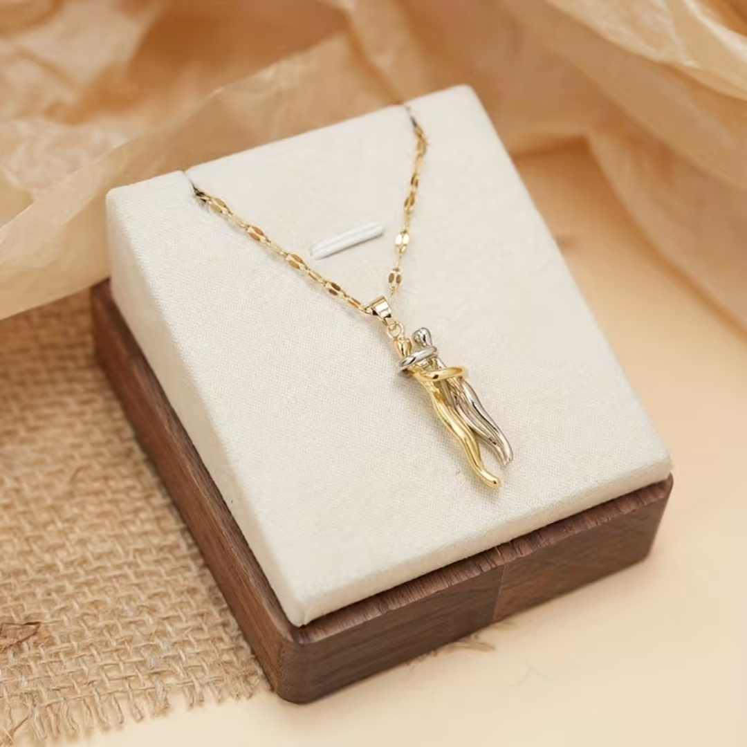 Lovers’ Knot Necklace