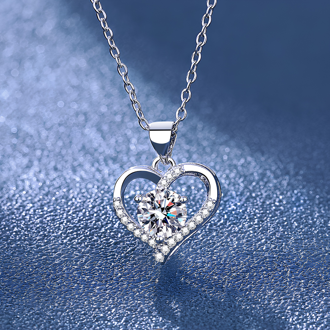Heart Gleam Necklace