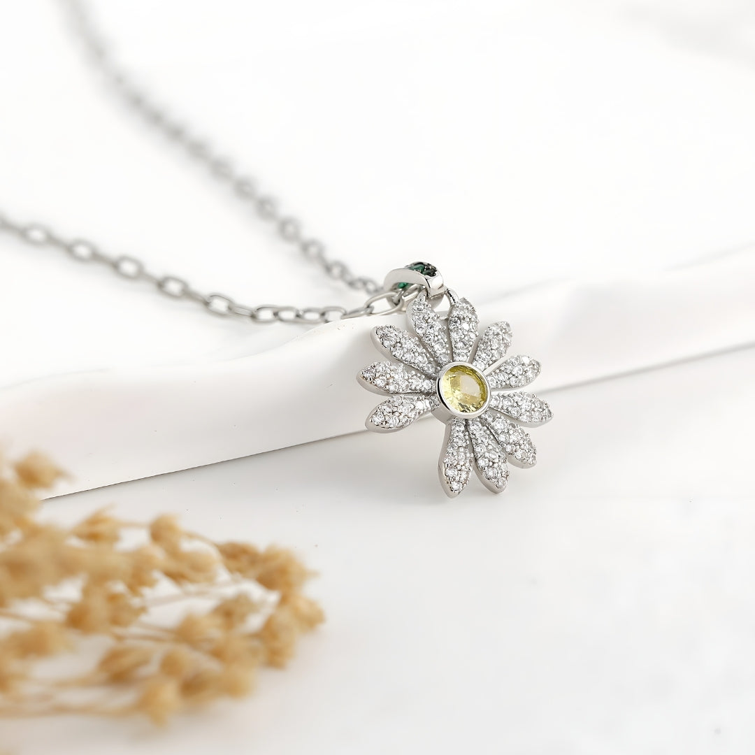 Nova Chrysanthemum Pendant