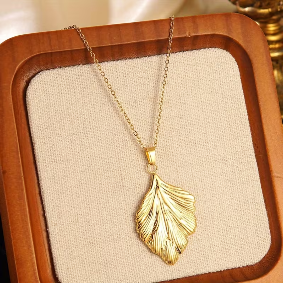 Noble Leaf Set