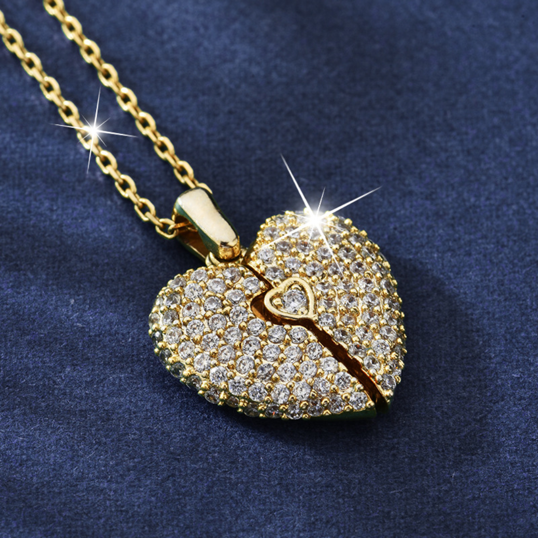 Love Glimmer Necklace