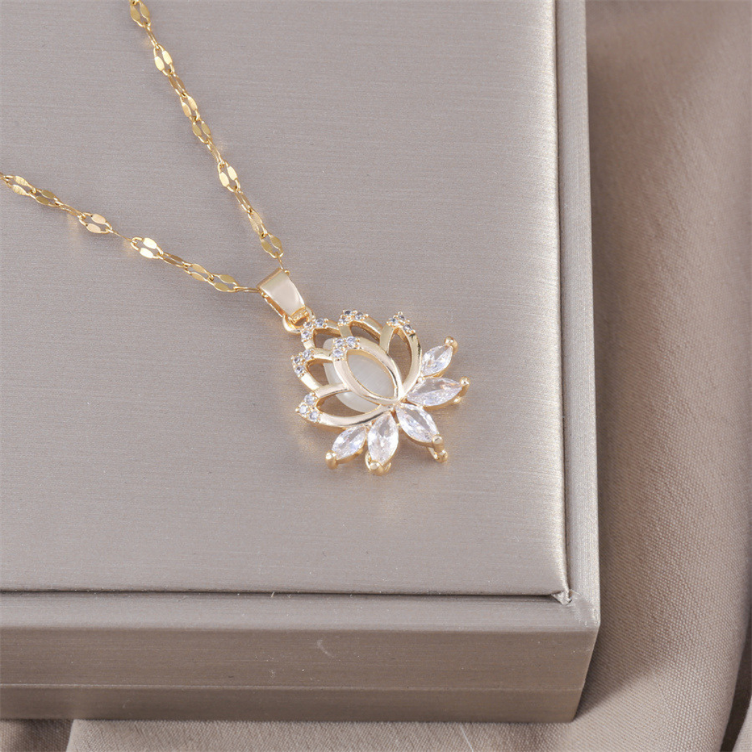 Lotus Zircon Necklace