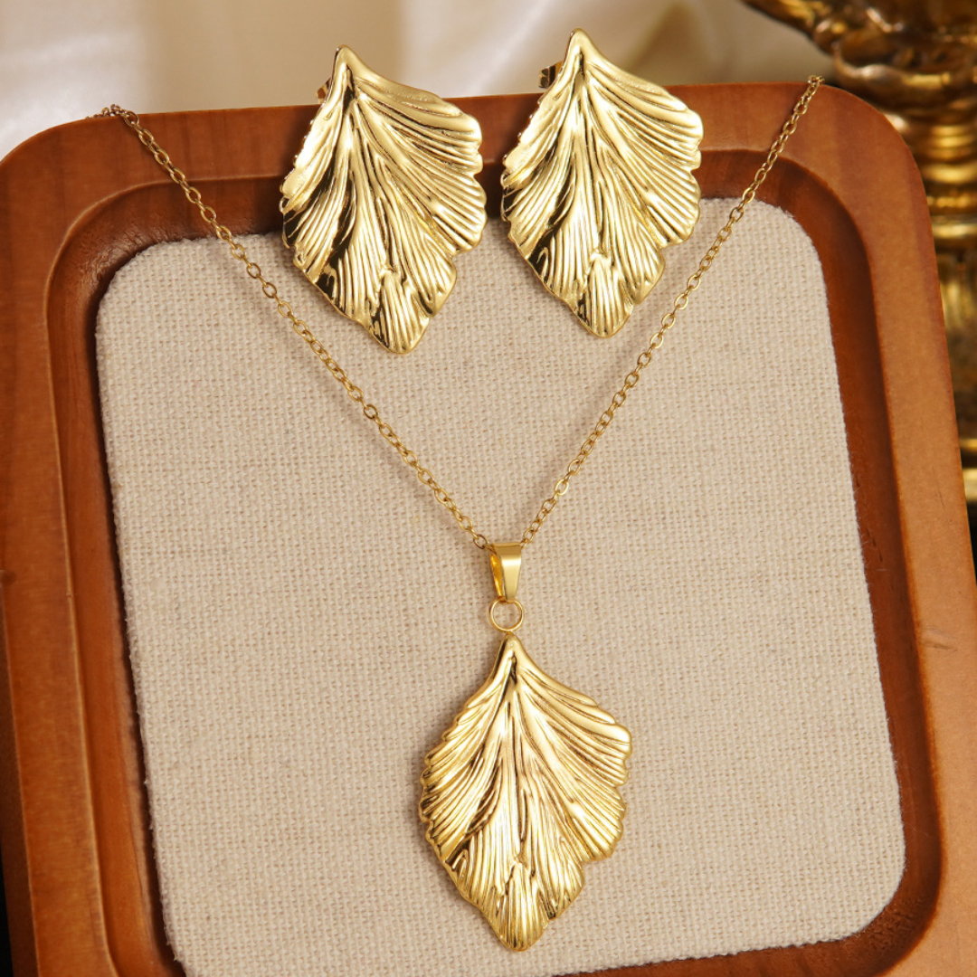 Noble Leaf Set
