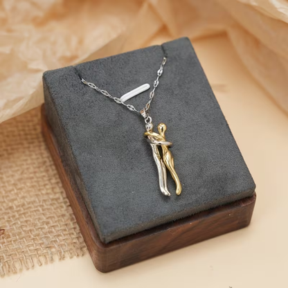Lovers’ Knot Necklace