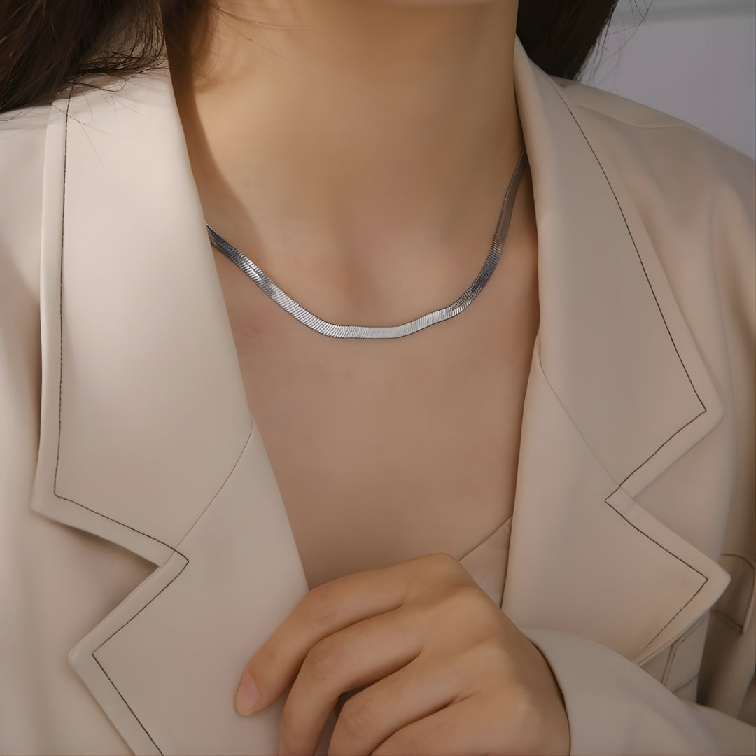 Silvra Edge Necklace