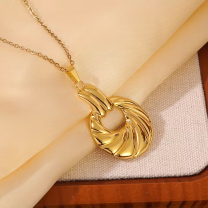 Radiant Twist Set