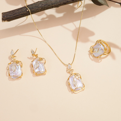 Ethereal Pearl Set