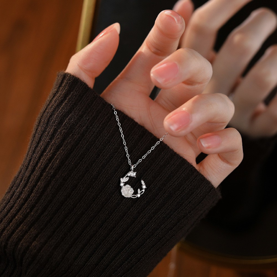 Regal Luster Necklace