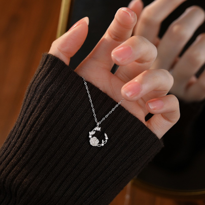 Regal Luster Necklace