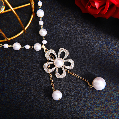 Floral Pearl Necklace
