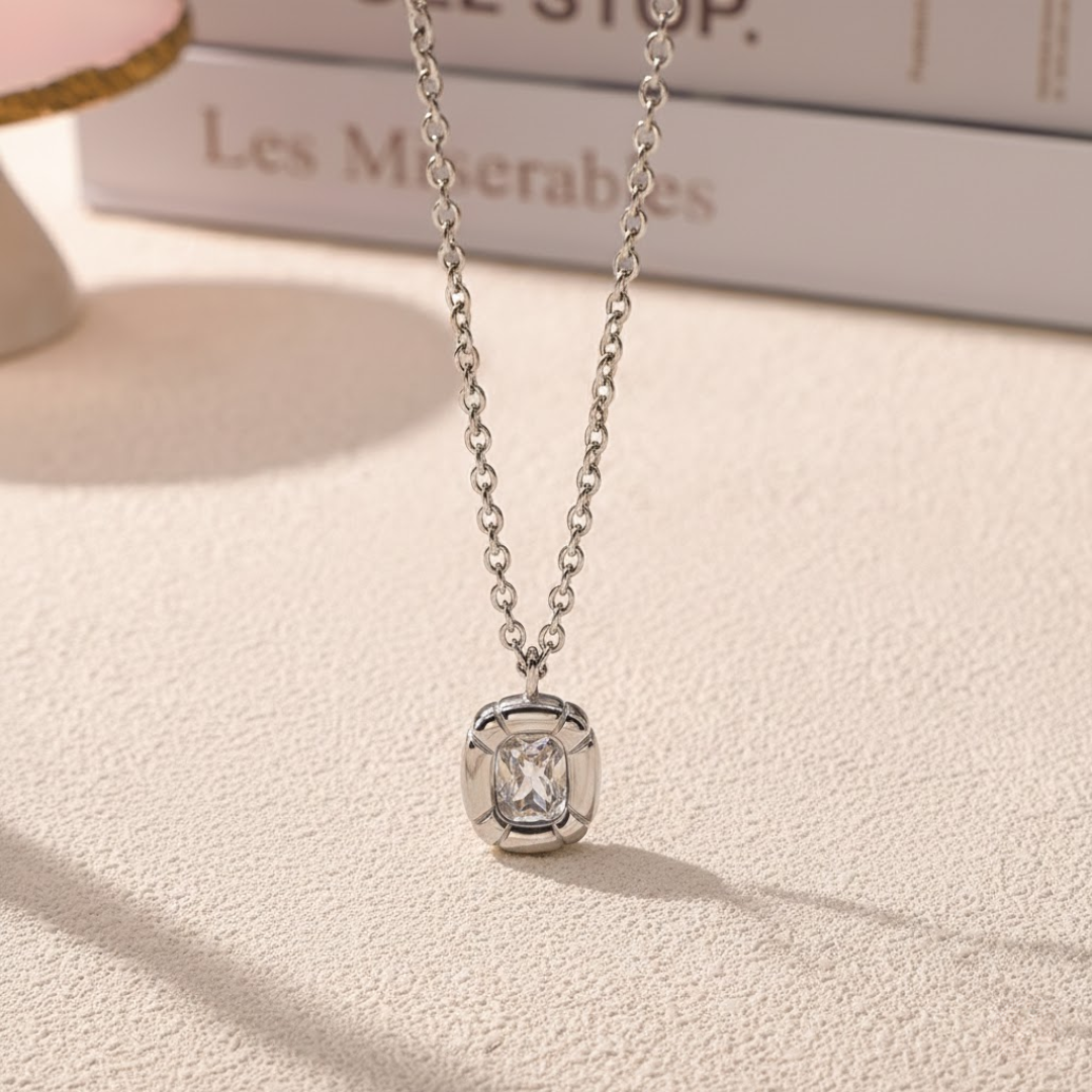 Oval Radiance Necklace