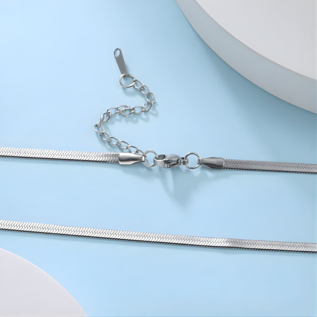 Silvra Edge Necklace