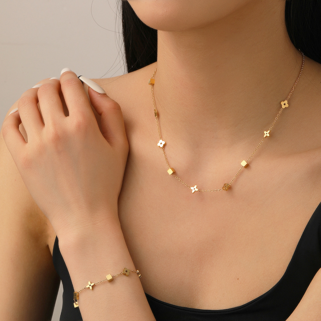 Heritage Bloom Necklace