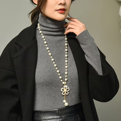 Floral Pearl Necklace