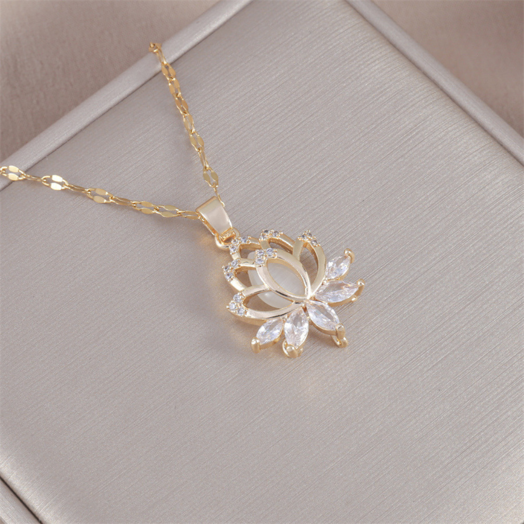 Lotus Zircon Necklace