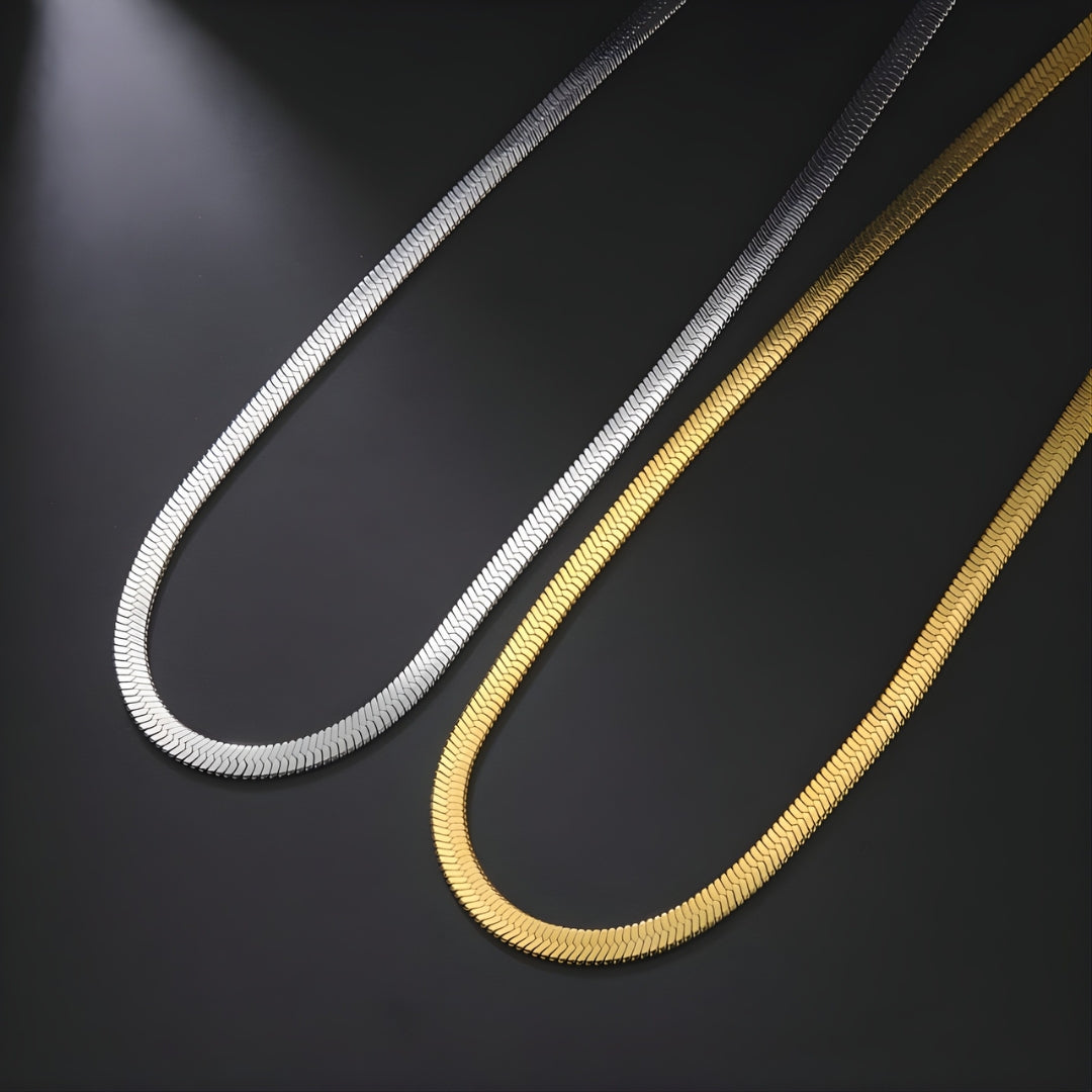 Silvra Edge Necklace