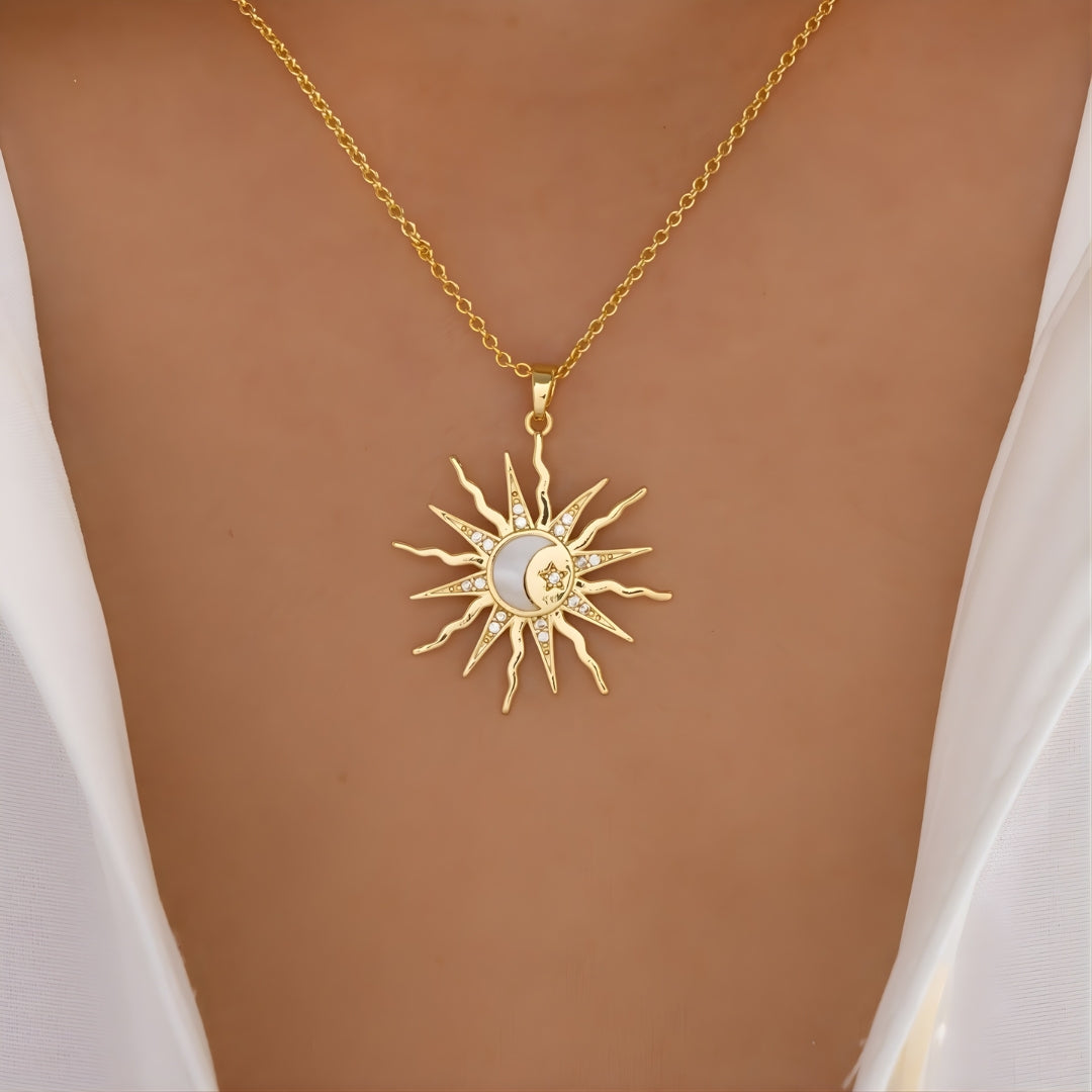 Noir Soleil Necklace