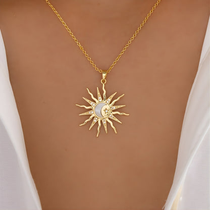 Noir Soleil Necklace