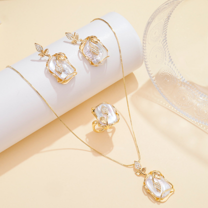 Ethereal Pearl Set