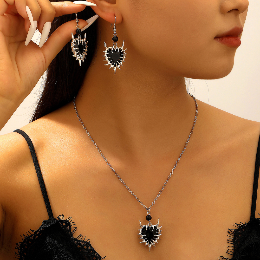 Thorn Heart Set
