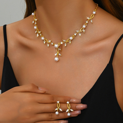 Regal Laurel Set