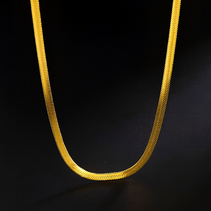 Silvra Edge Necklace